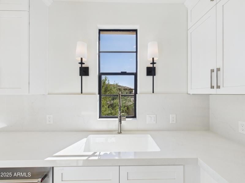 5 20704 N 90th PL Unit 1015 Kitchen Sink