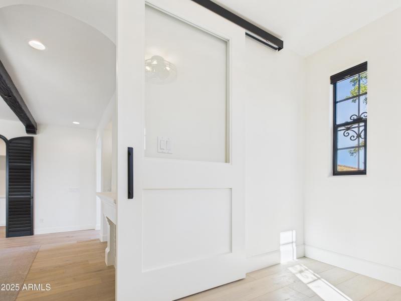 14 20704 N 90th PL Unit 1015 Den Office