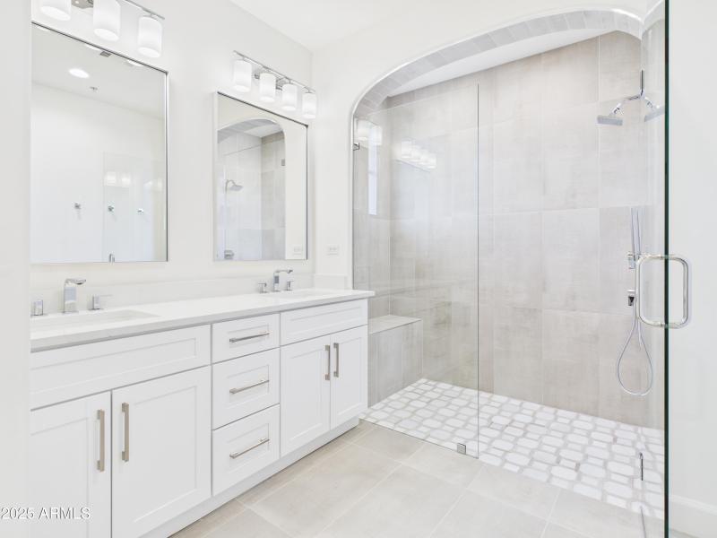 35 20704 N 90th PL Unit 1015 Primary Bat