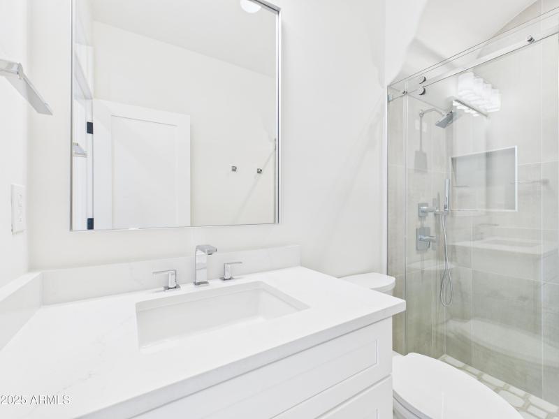 59 20704 N 90th PL Unit 1015 Bathroom 2