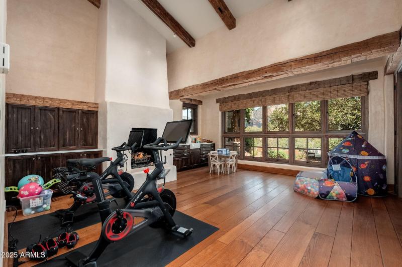 Gym / Potential Bedroom