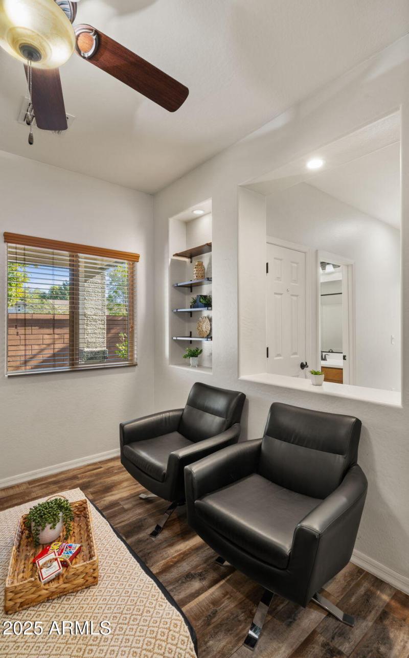 21-web-or-mls-Loft Space1