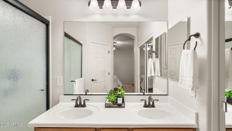 31-web-or-mls-Primary Bedroom1