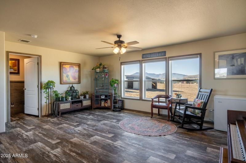 18-web-or-mls-2375-w-rd-1-s