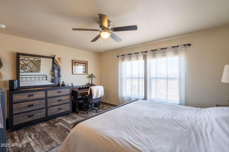 25-web-or-mls-2375-w-rd-1-s