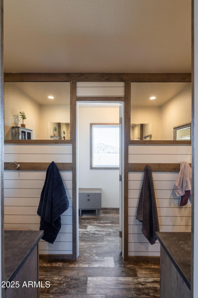 5-web-or-mls-2375-w-rd-1-s