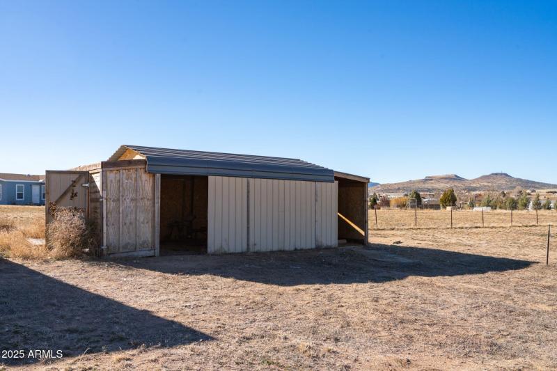 41-web-or-mls-2375-w-rd-1-s