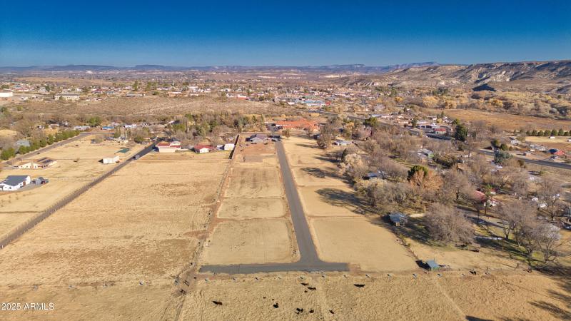 DJI_20241209083644_0008_D