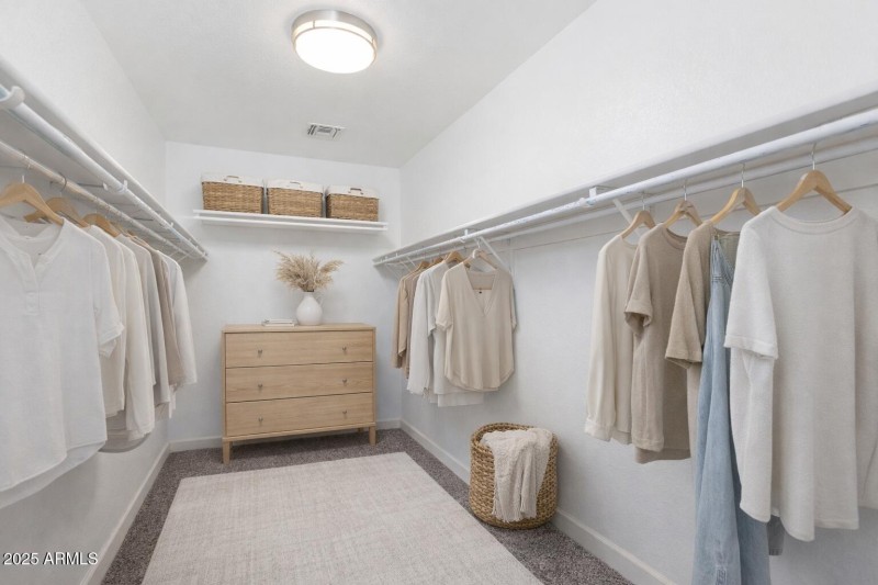 Virtual Staging - Primary Closet