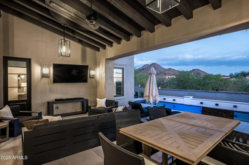 Covered Outdoor Living