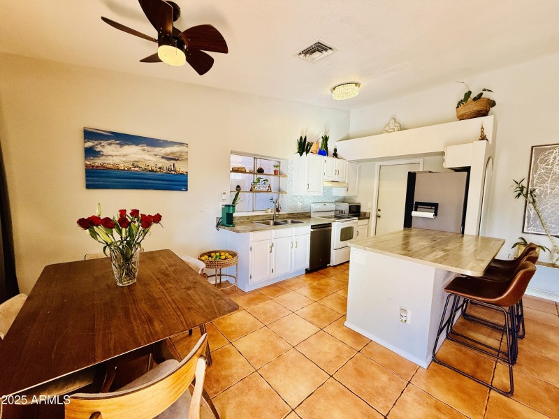 30572B79-DF50-46C9-AD4B-BAE5B1D330F2_1_2