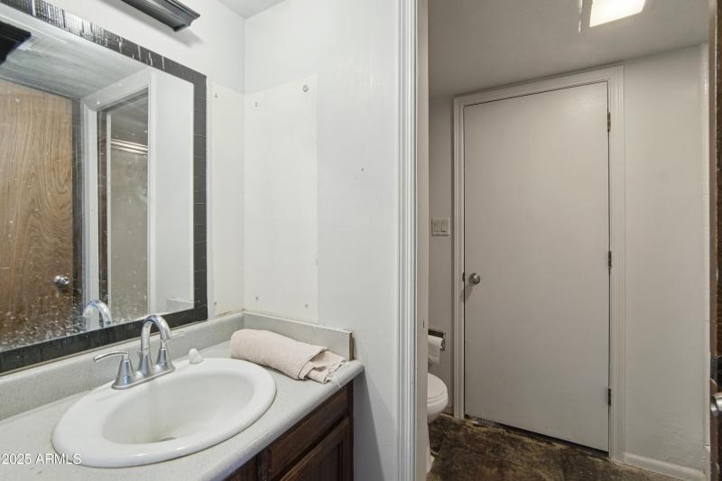 21-print-E Evergreen St-S0509-021