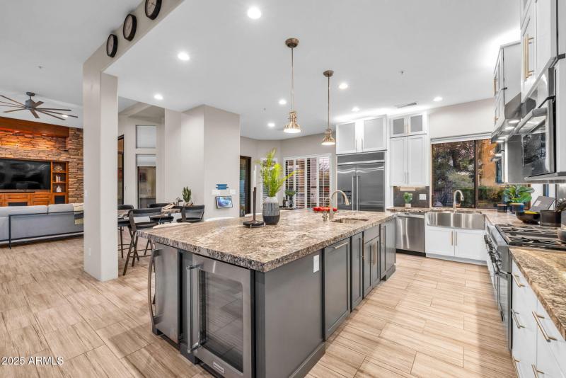 KITCHEN TO GREAT ROOM