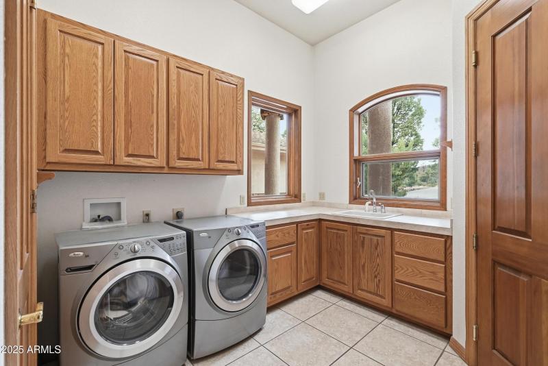 037_DSC_2563_autoremove_10577508 (1)