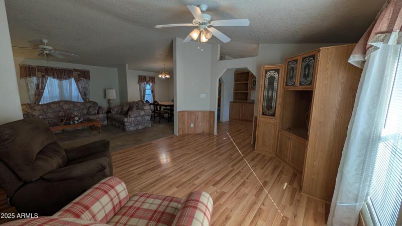 PXL_20251220_164609857