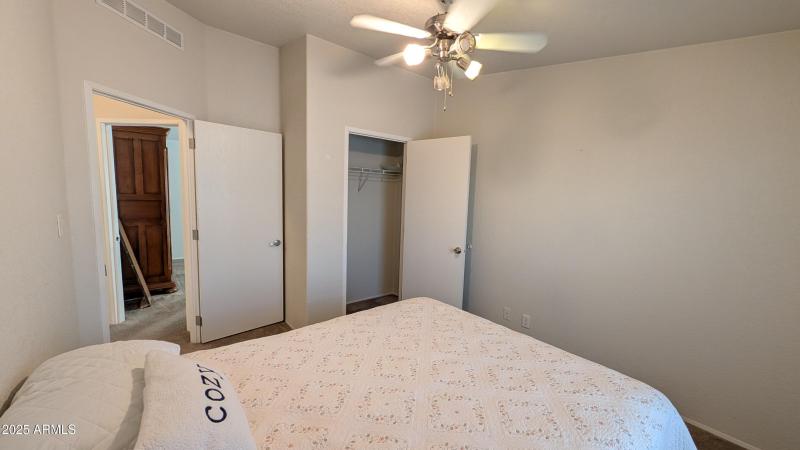 PXL_20251220_165242301