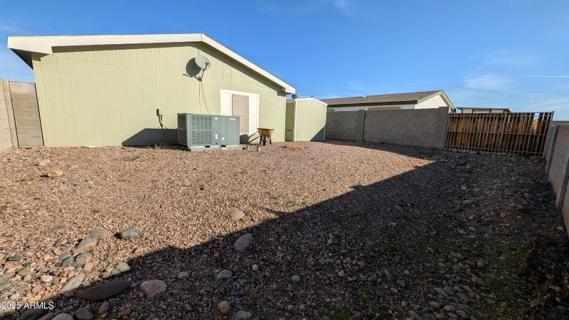 PXL_20251220_165625272