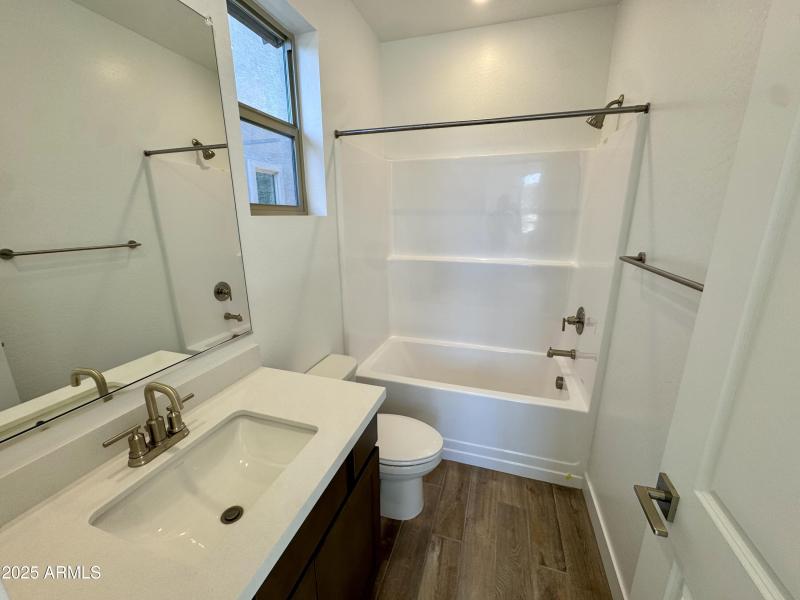 Downstairs Ensuite Bath