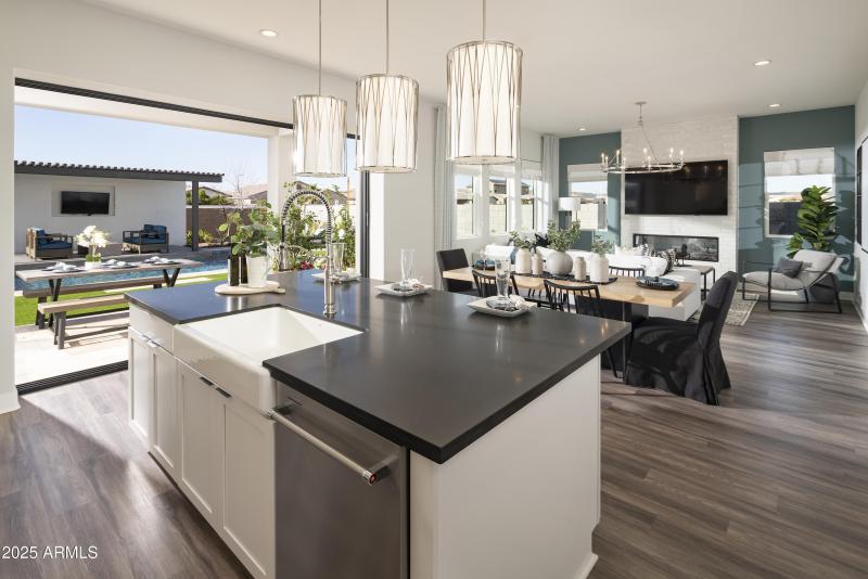 Beacon_in_Estrella_Kenley_Kitchen_1679_c
