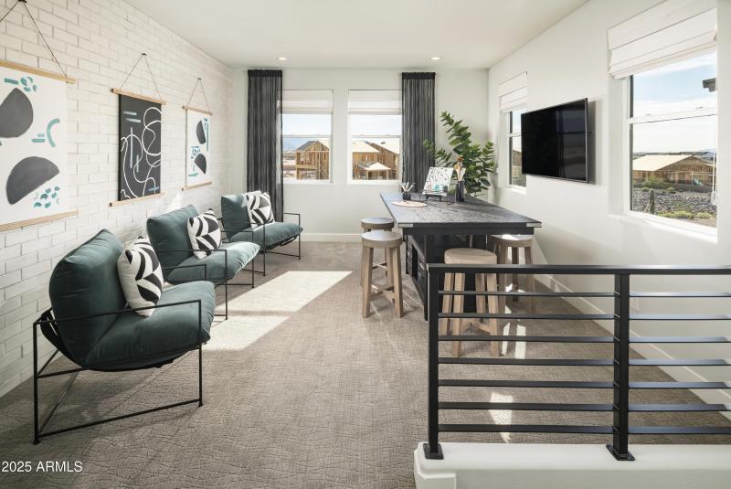 Beacon_in_Estrella_Kenley_Loft_1486_conv