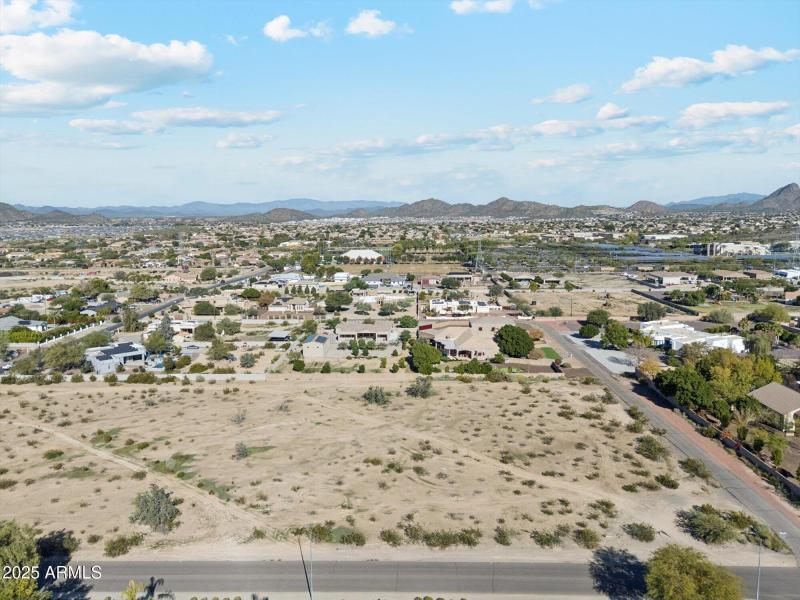 08-DJI_20251216111655_0051_D