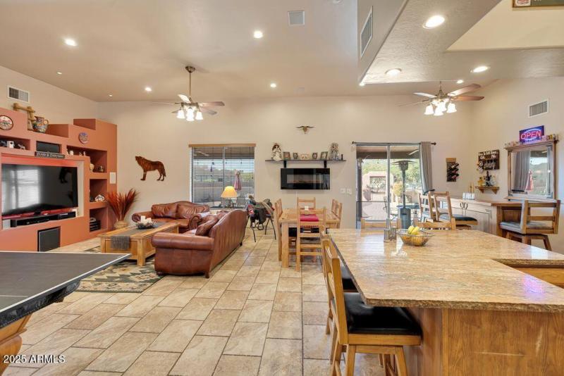 maddock great room 2