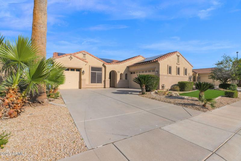 3810 Latham - 01Exterior