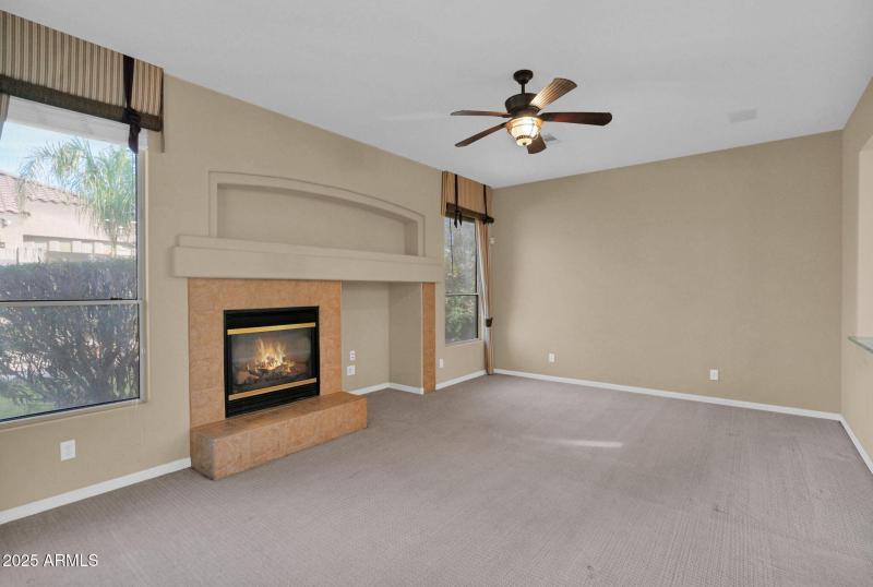 3810 Latham - 16Family Room