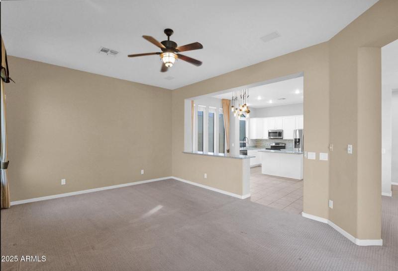 3810 Latham - 17Family Room