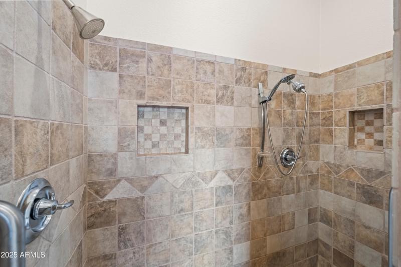 Dual Shower Heads Primary