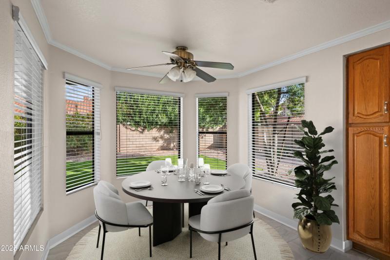 Virtual Staging Eat-in Kitchen