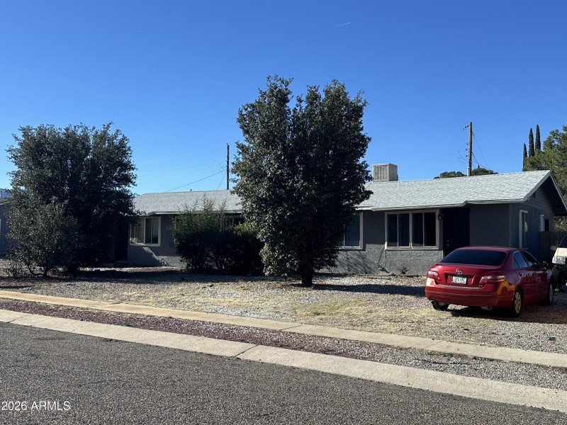 548 Graham Duplex