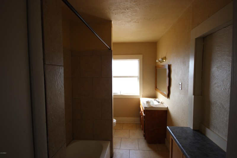 Apt 3 Bathroom
