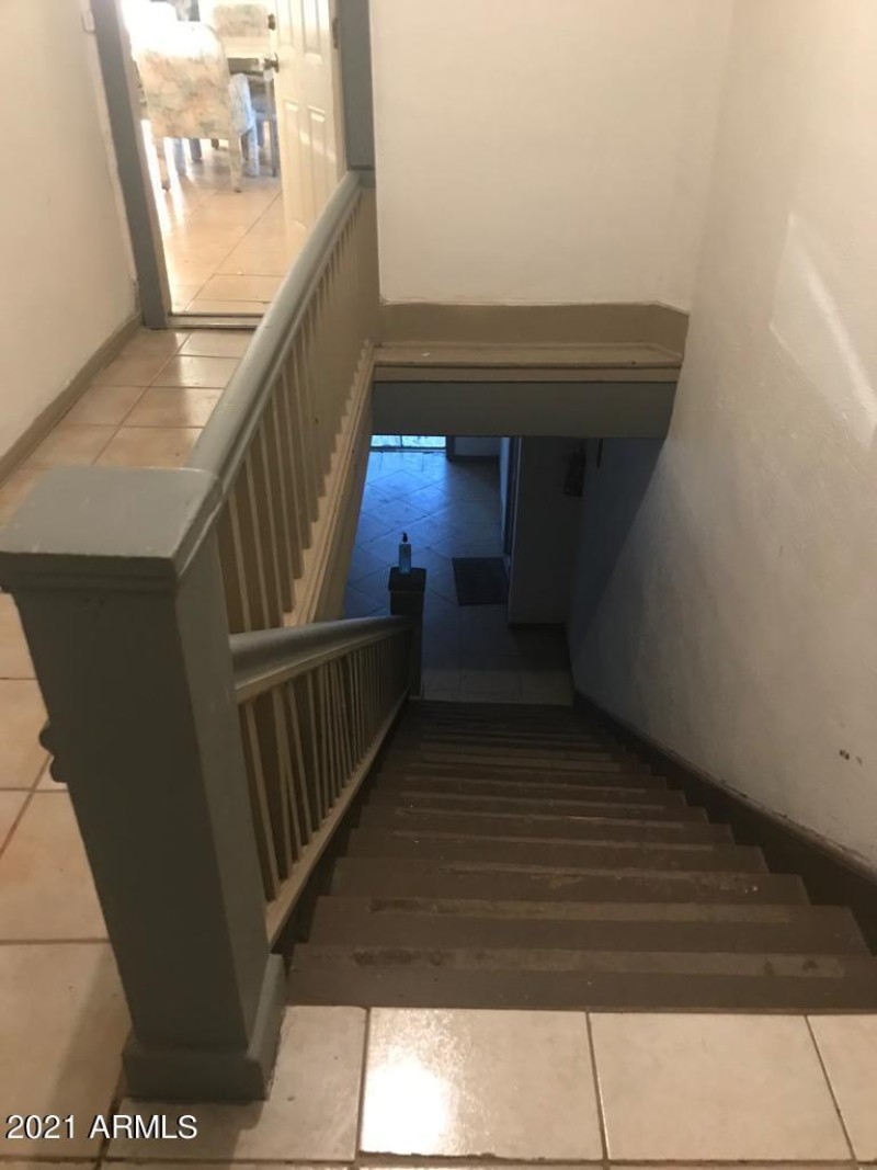 1165 10th upstairs