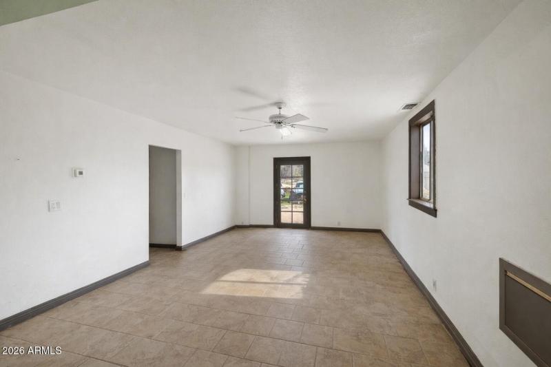 18-GH Living Room