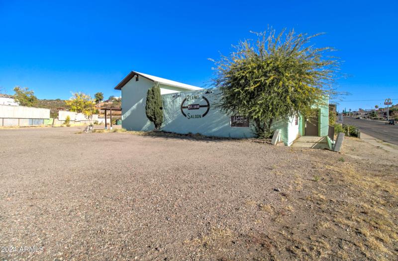 1605 E Ash St-1