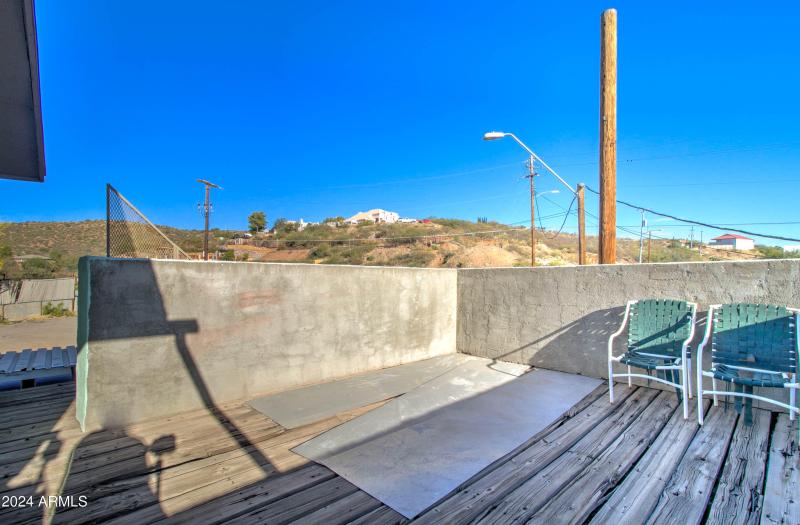 1605 E Ash St-24
