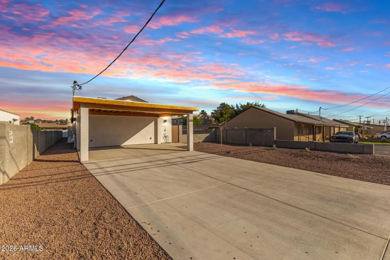 Exterior - Driveway
