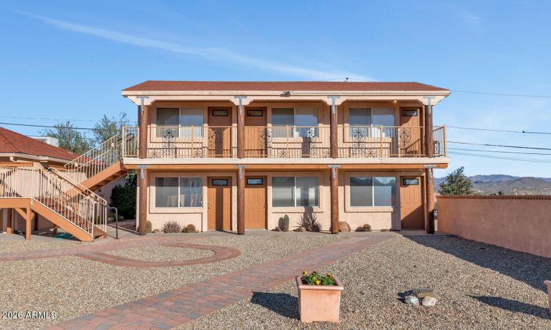 760 W Wickenburg Way-large-008-003-TOD73