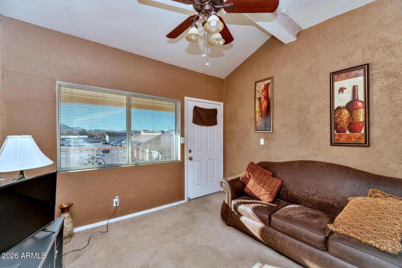 760 W Wickenburg Way-large-021-008-TOD73