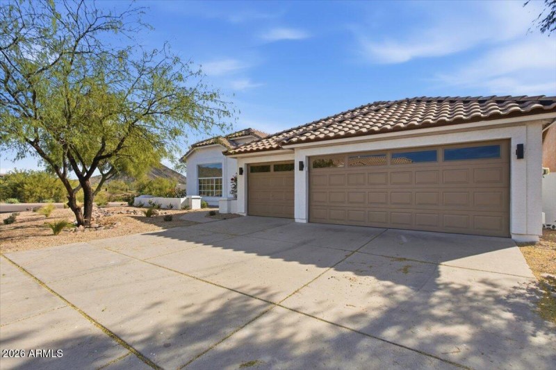 02-12955 E Sahuaro Dr