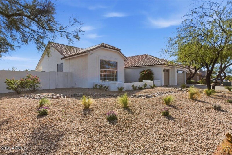 03-12955 E Sahuaro Dr