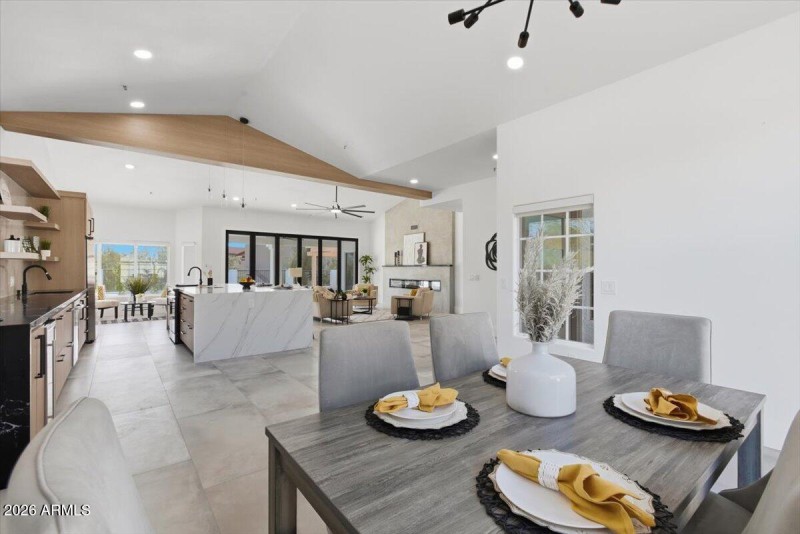 09-12955 E Sahuaro Dr