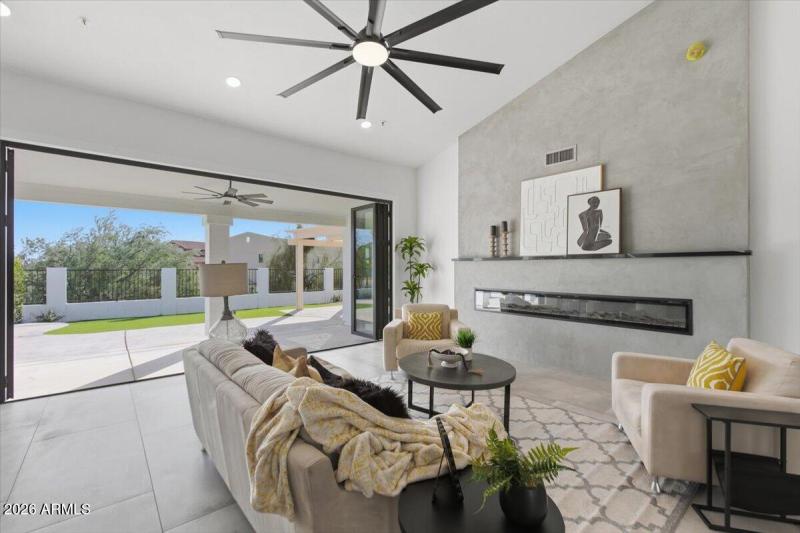 23-12955 E Sahuaro Dr