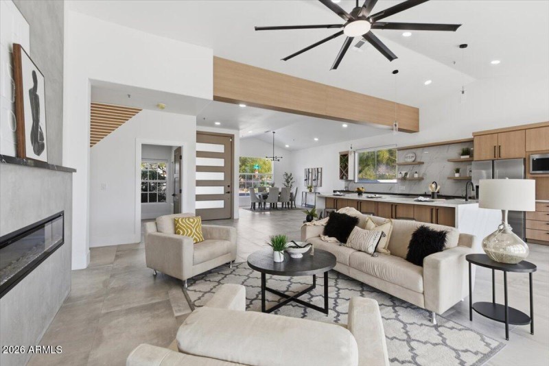 27-12955 E Sahuaro Dr