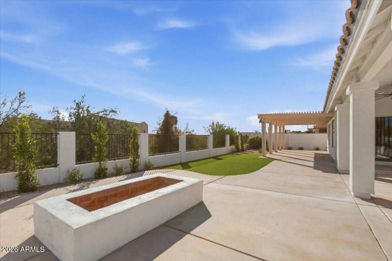 51-12955 E Sahuaro Dr