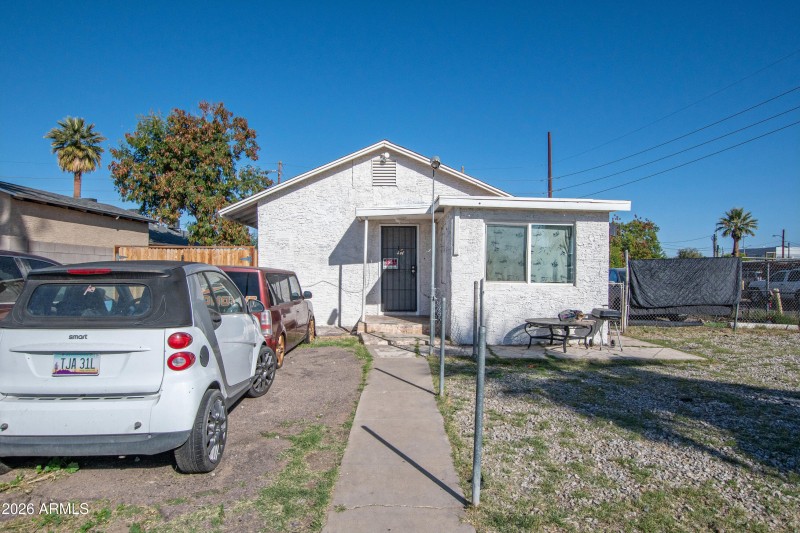 2242_e_taylor_st_03