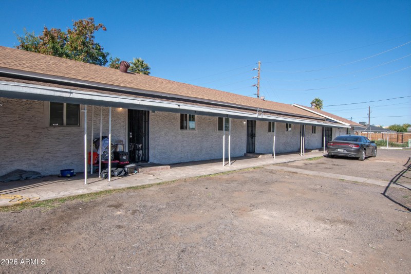 2242_e_taylor_st_05