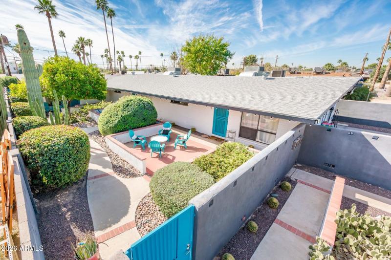 Community Gated Courtyard