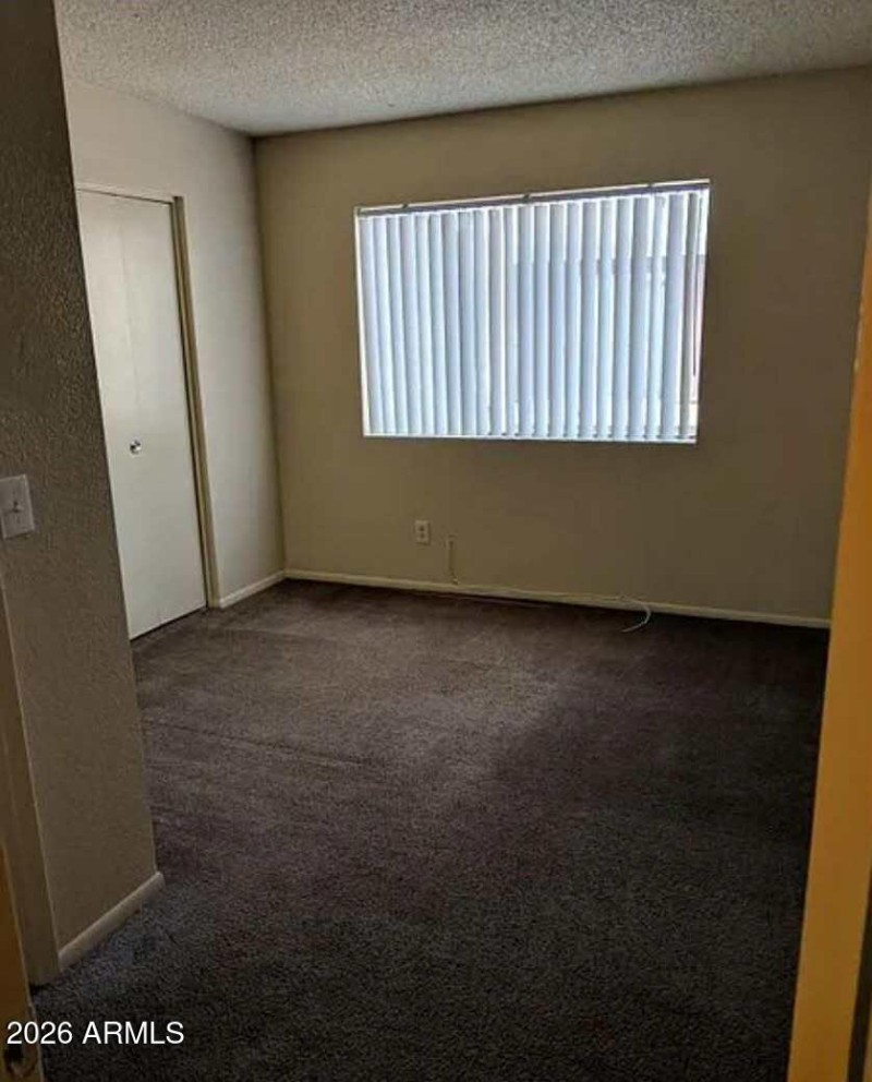 1000023859